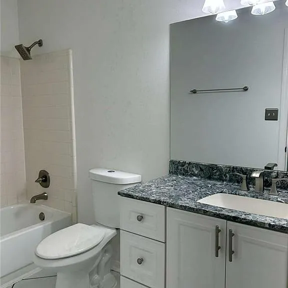 717 Shore Dr — Photo 15