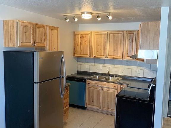 2nd image of 3627 Nicollet Ave APT 301