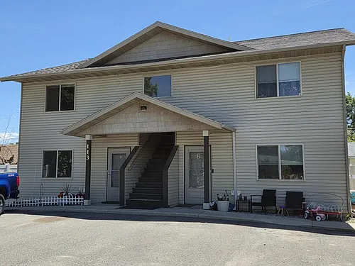113 E Riggs St Photo 1
