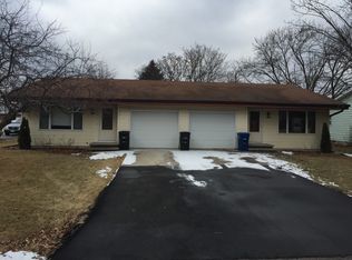 1584 Acorn Ct, Menasha, WI 54952