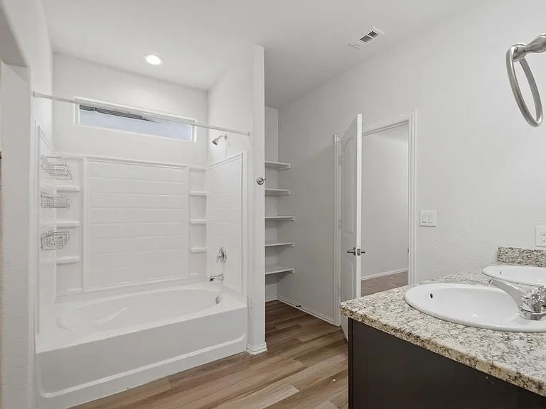 6910 Kate Reed Dr — Photo 23