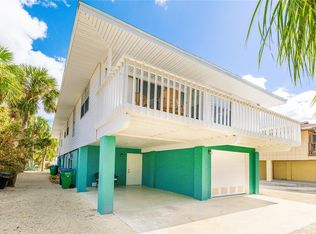 5604 Carissa St, Holmes Beach, FL 34217