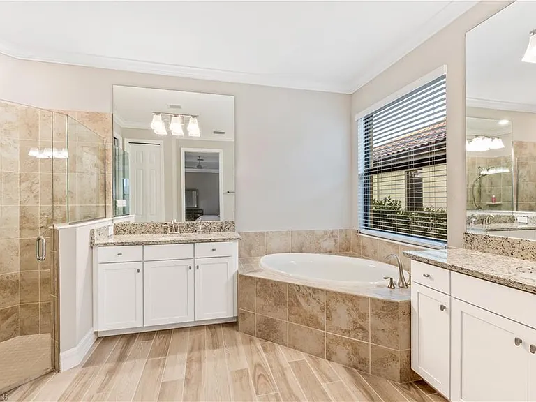 28075 Foxrock Ct — Photo 19