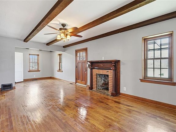 5th image of 3014 Shrine Park Rd