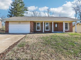 11678 Galba Dr, Florissant, MO 63033