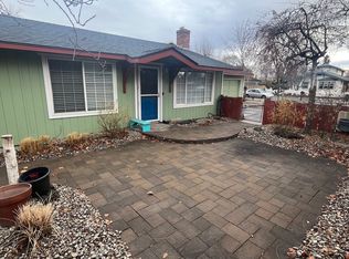 725 NW Birch Ave, Redmond, OR 97756