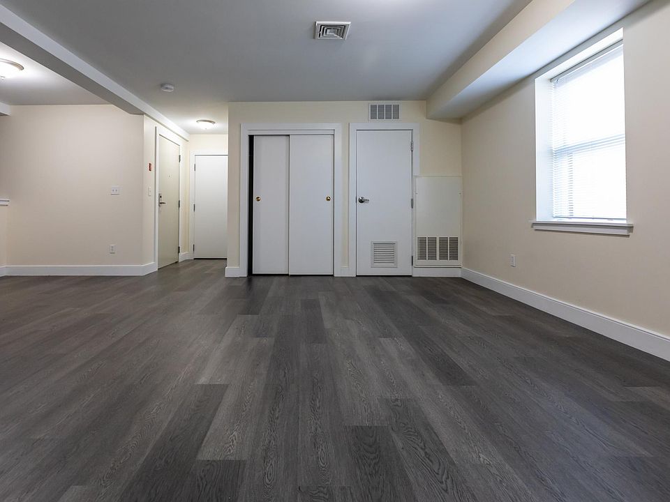 1st image of 78 Cedar St APT 107