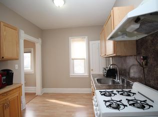 618 Grove St #C, Aurora, IL 60505