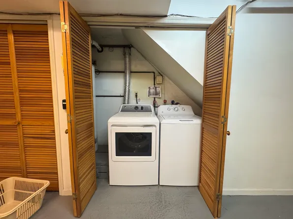 4414 Liberty Avenue image 14 of 17