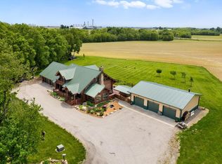 2631 E 1685 North Rd, Danvers, IL 61732