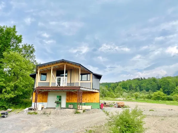 228 Boardman Rd, Westfield, PA 16950