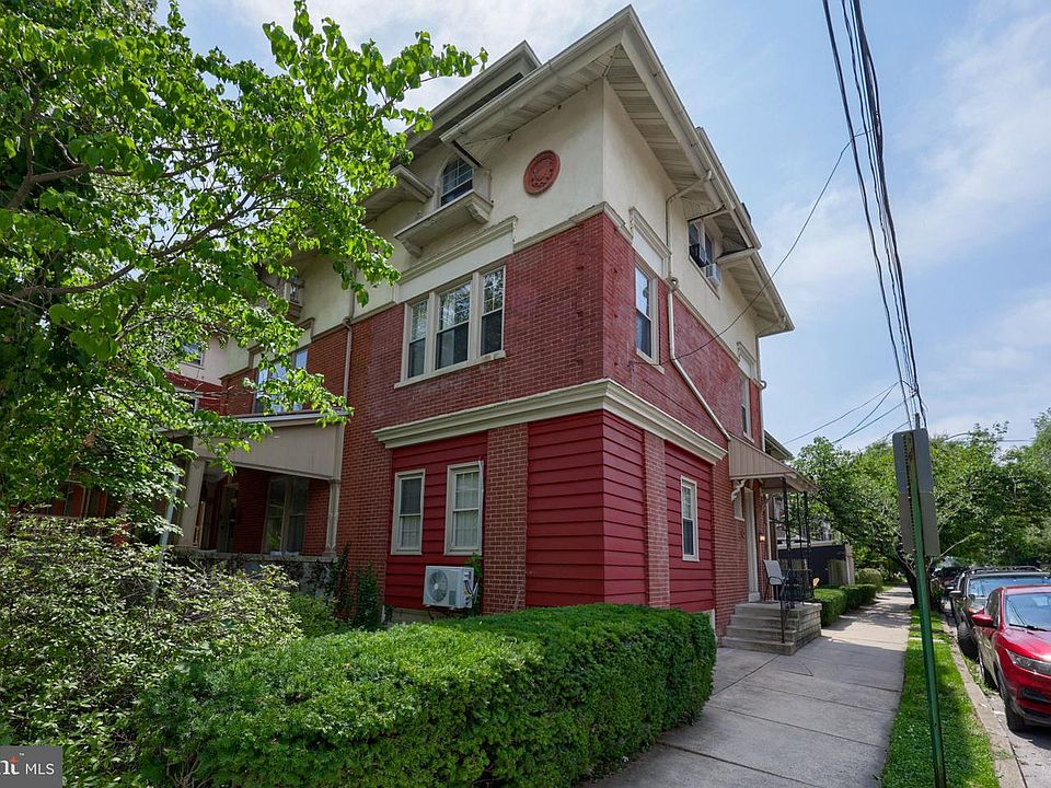 1st image of 146 E Clay St