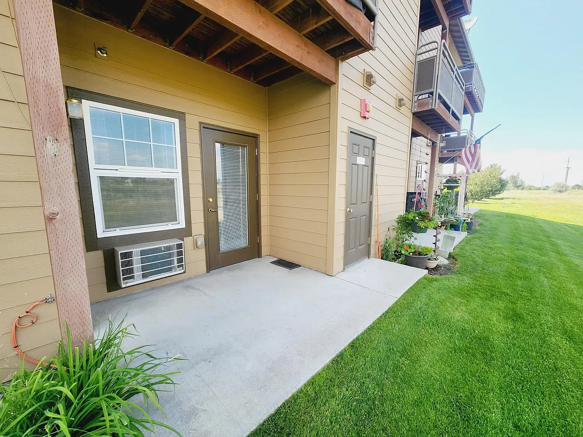 Building Photo - 424 E Highway 902 #B201