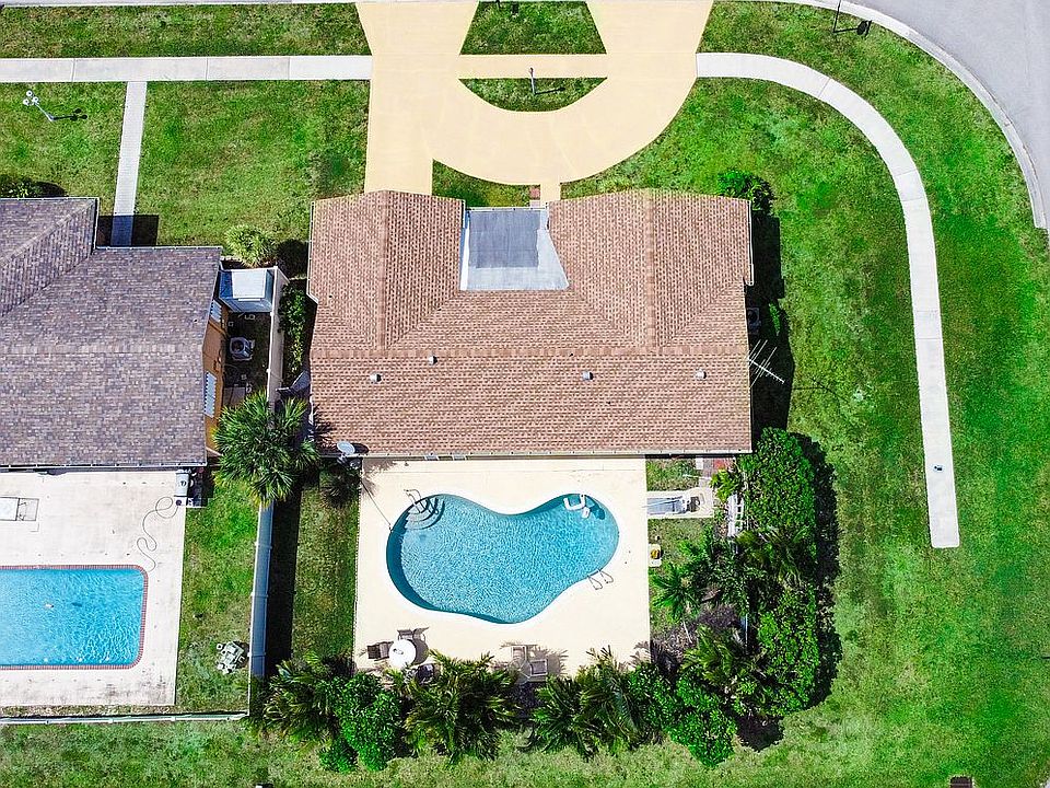 2nd image of 6578 Country Wood Way