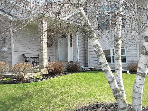 3rd image of 503 Rivercove Ct