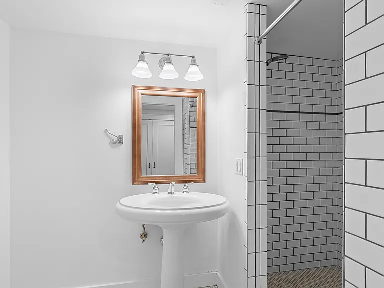 2734 NE 36th Ave #A — Photo 22