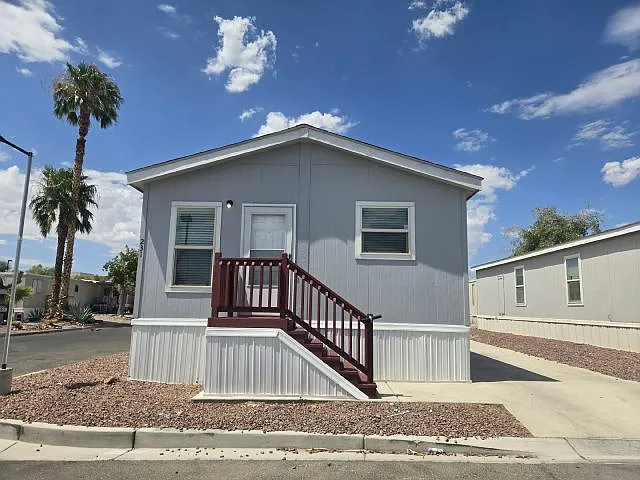 2038 Palm St #231