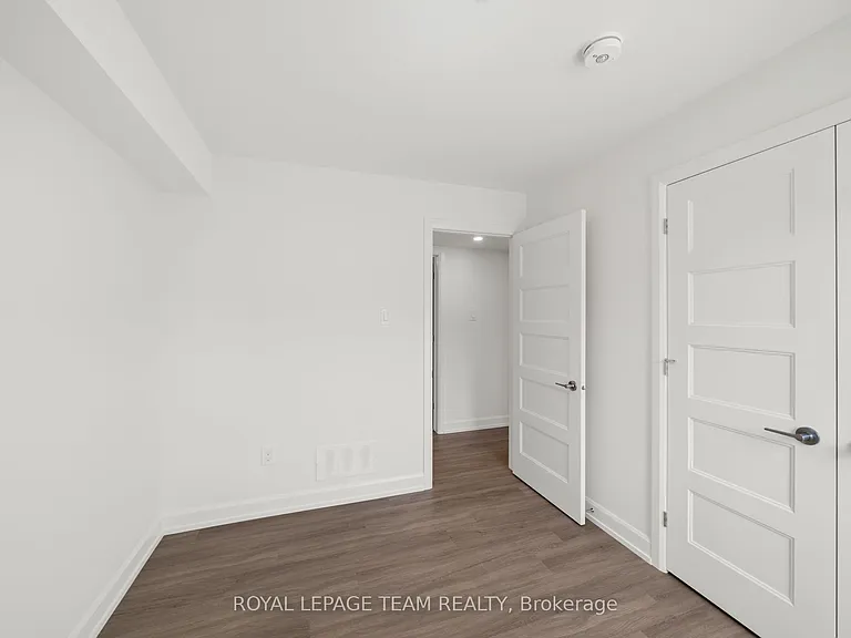 998 Hollington St #MAIN — Photo 20