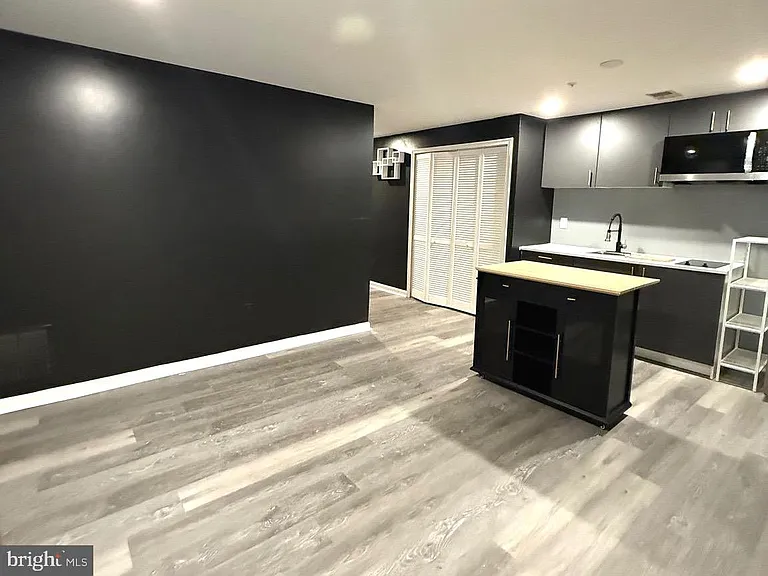 10616 Fitzgibbon Ct — Photo 3