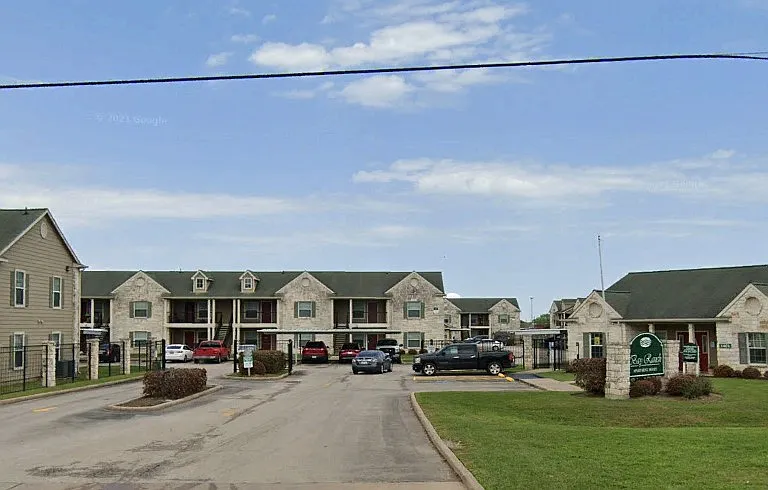 Bay Ranch Apartments — Photo 5