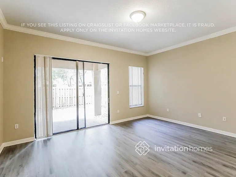 8943 SW 228th Ln — Photo 9