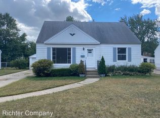 912 Cricklewood St SW, Wyoming, MI 49509