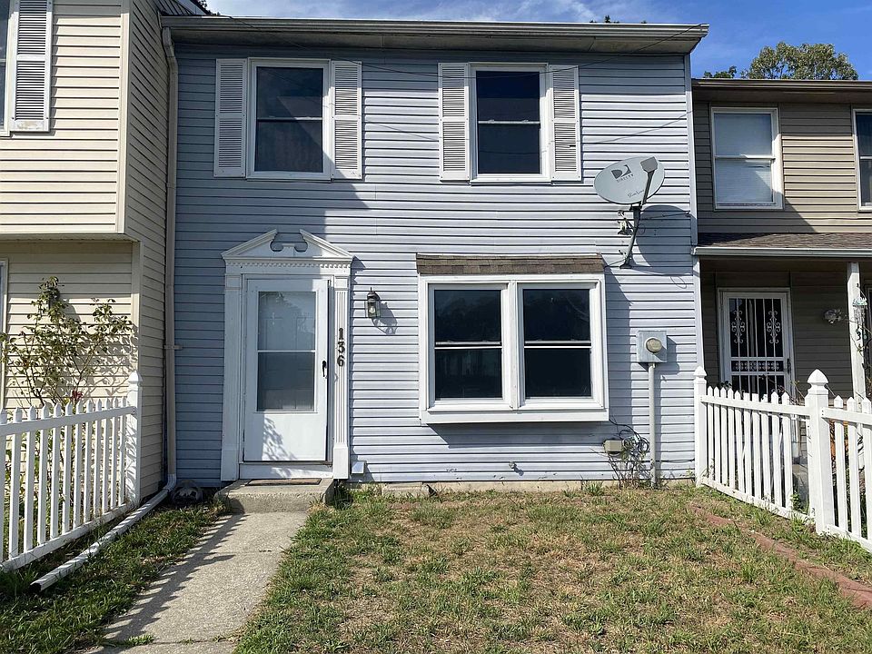1st image of 136 Marin Dr