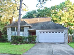 1231 Berkeley Lake Ln, Houston, TX 77062