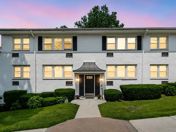 95 Avon Circle #D, Rye Brook, NY 10573