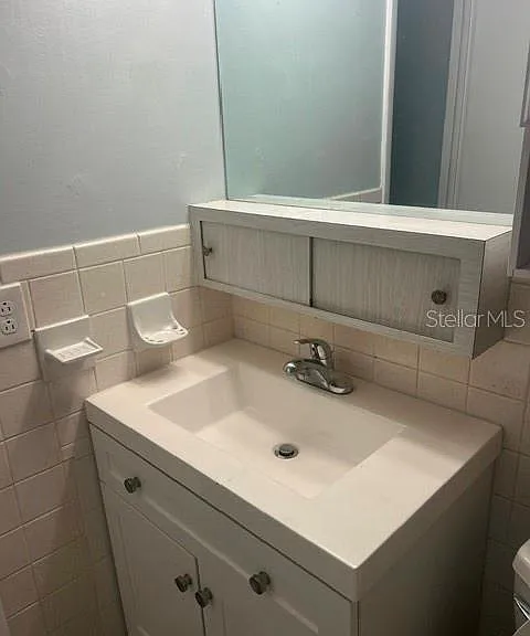 2808 W Azeele St #103 — Photo 8