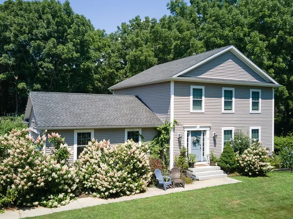 18 Cow Hill Road, Groton, CT 06355