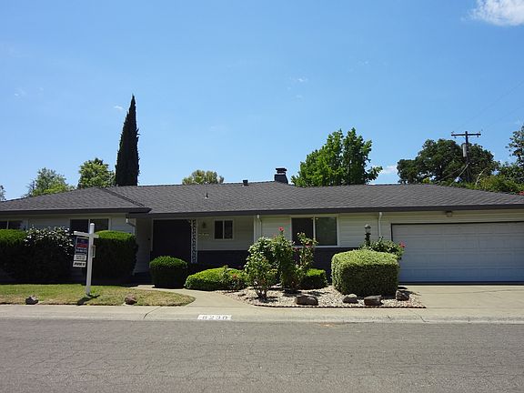 2nd image of 6230 Shadowcreek Dr