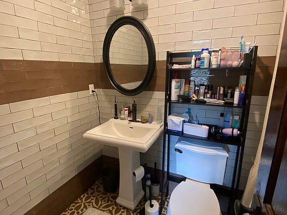 5th image of 1467 Bedford Ave APT 3C