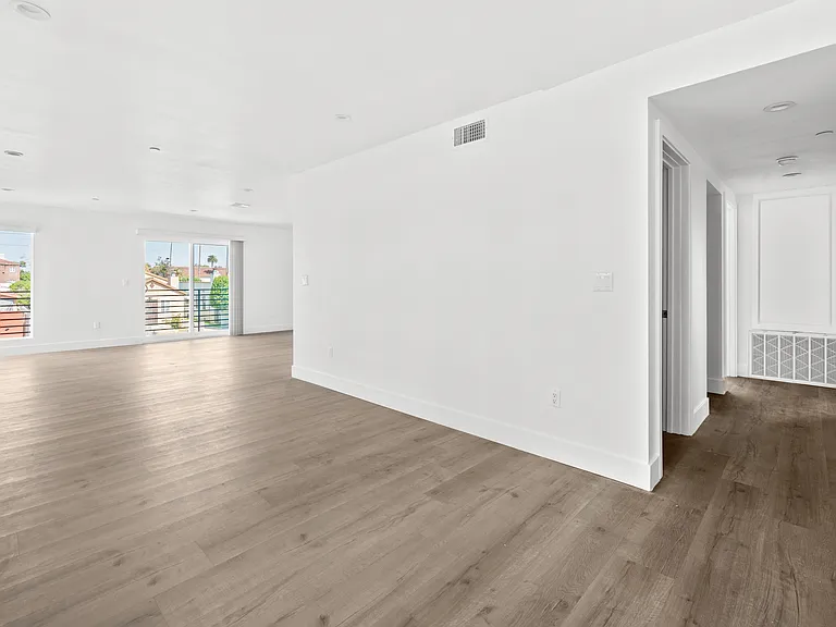 2937 West Blvd — Photo 30