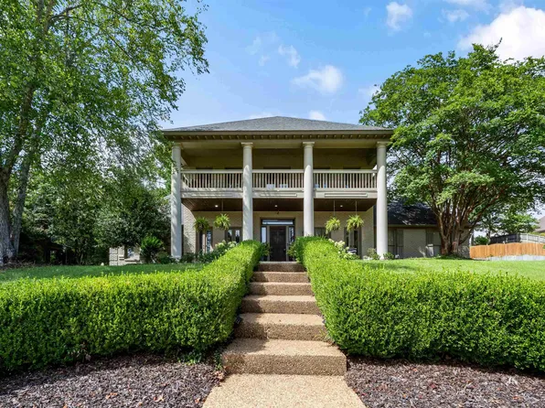 2821 Lake Crest Dr, Tuscaloosa, AL 35406