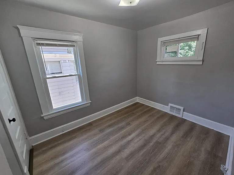 3860 W 18th St #1 — Photo 11