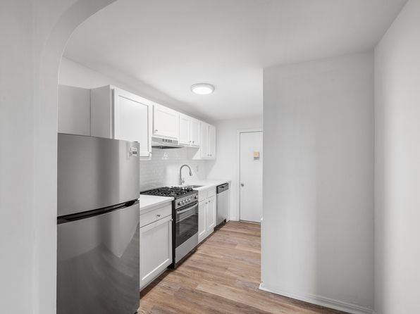126 W 9th Ave APT 2R