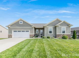 3558 Stephanie Dr, Hudsonville, MI 49426