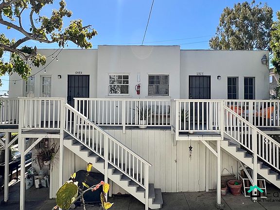 3rd image of 646 Ocean Park Blvd #648-D