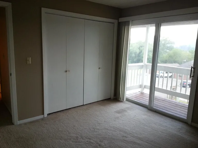 Upstairs bedroom 1