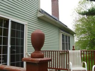 14 Villa Dr, Medway, MA 02053