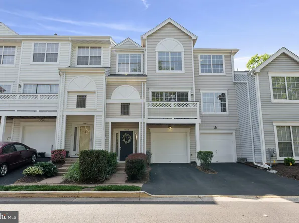 14413 Glencrest Cir #111, Centreville, VA 20120