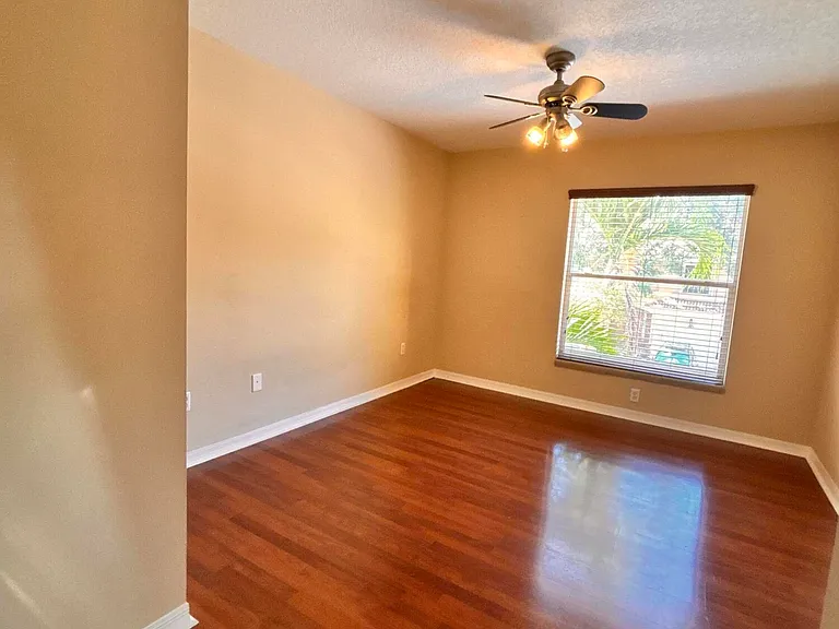 266 River Bluff Ln — Photo 21