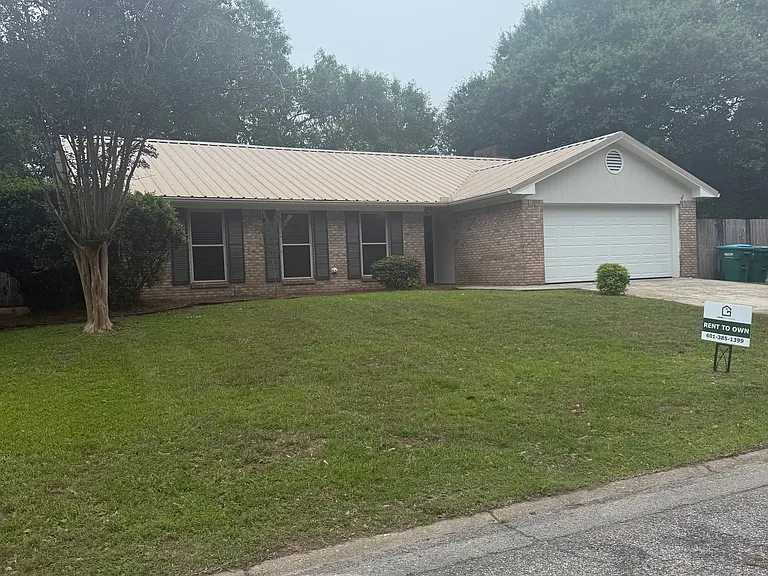 15303 Northwood Hills Dr — Photo 1