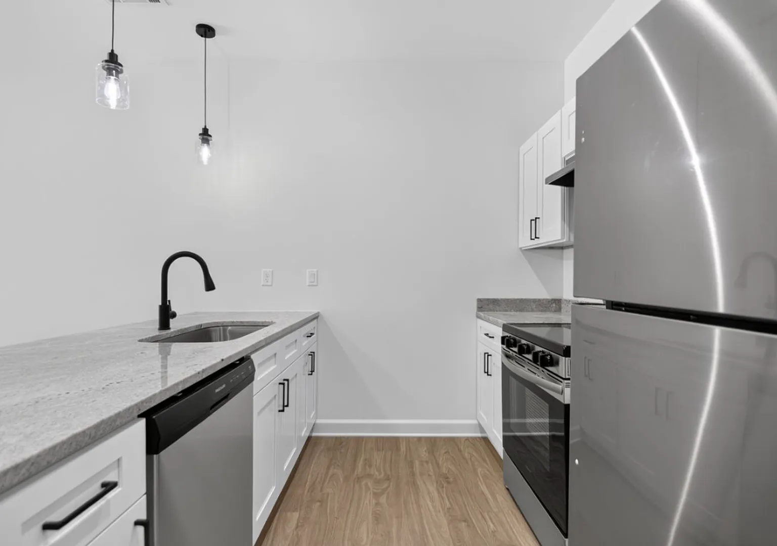 Beautiful 4-Bedroom Move-In Ready Home in the Heart of Little Rock — Photo 2