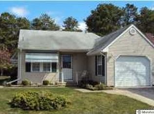 127 Sunset Rd, Whiting, NJ 08759