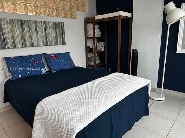 5401 Collins Ave #430 — Photo 36