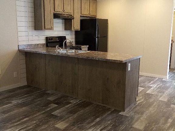 3rd image of 1064 N Tamiami Trl #75