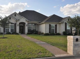 517 Lariat Trl, Mc Gregor, TX 76657