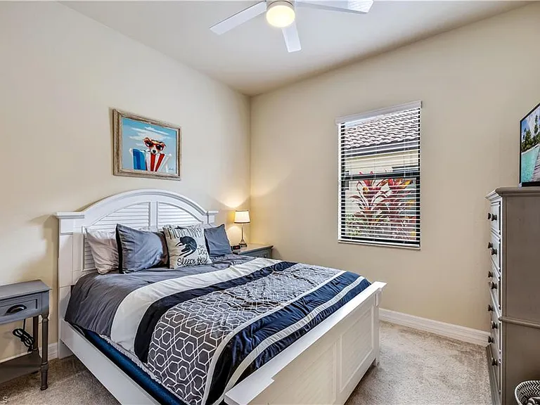 28692 Derry Ct — Photo 16
